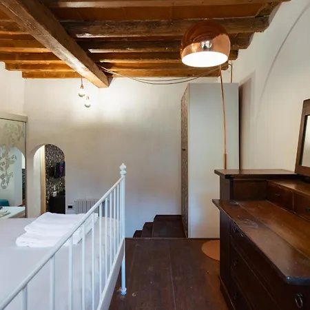 Apartment Charming In The Heart Of Santo Spirito