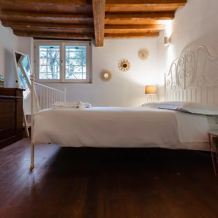 Apartment Charming In The Heart Of Santo Spirito